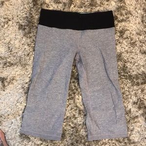 Lululemon reversible workout capris